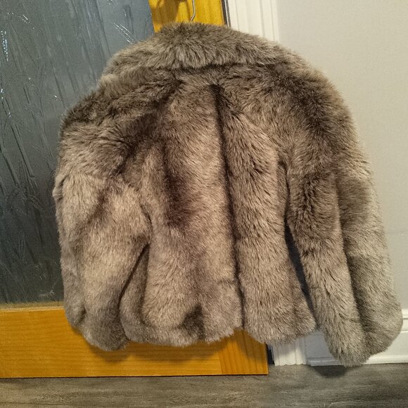 Women's Furry Coat Jacket - Picture 2 of 8